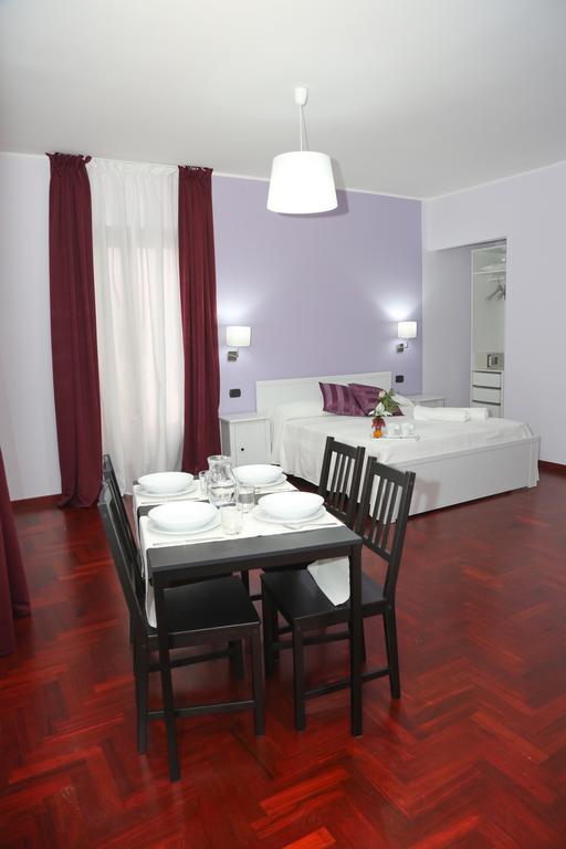 Napolitano Palace Margherita Di Savoia Esterno foto